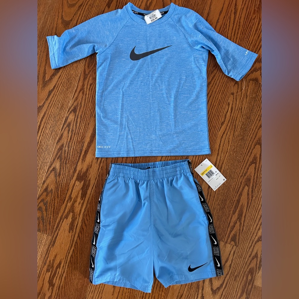 Nike swim set new with tags